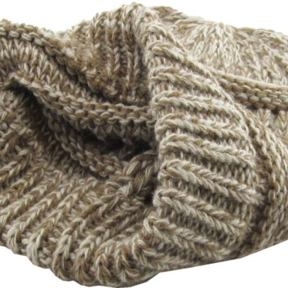 Cable Knit Ribbed Beanie - Picture 4 of 5